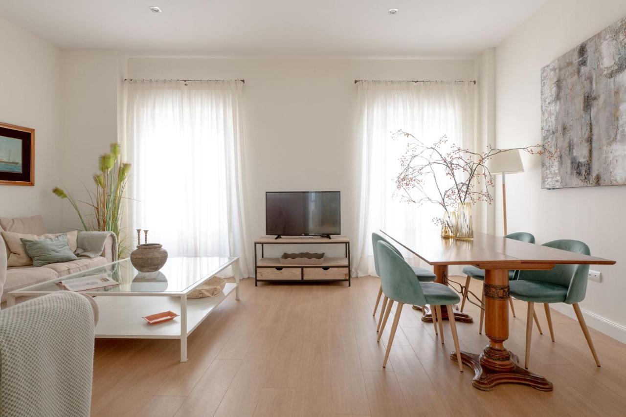 Plaza Nueva 2 Bedrooms & 2 Bathrooms 세비야 외부 사진